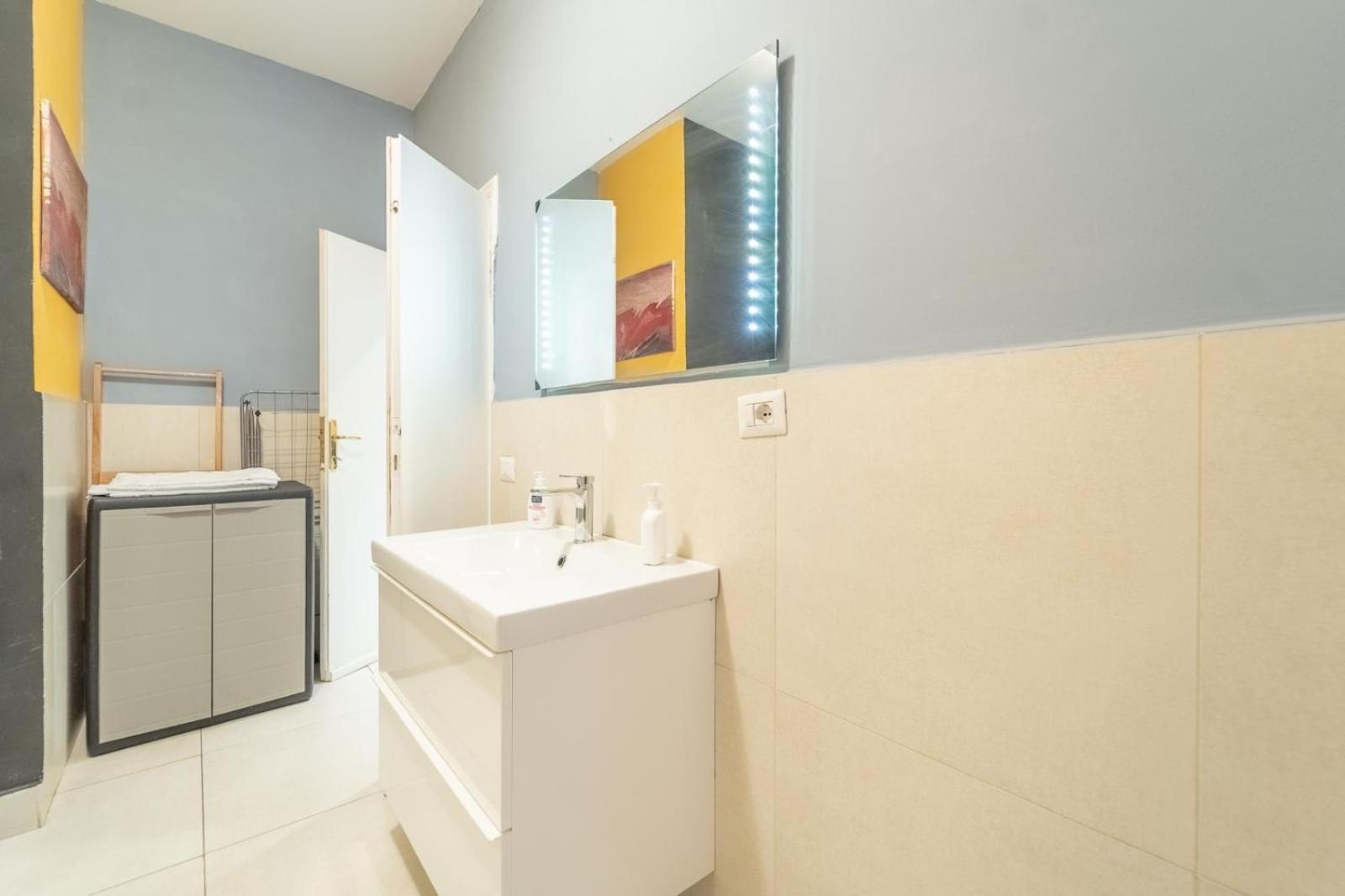 Casa Benso - Near Vatican City And Navona Square Рим Экстерьер фото